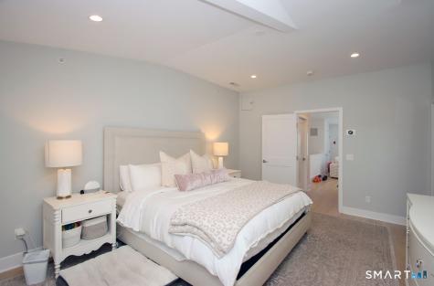 25 Beaumont Street Fairfield CT 06824