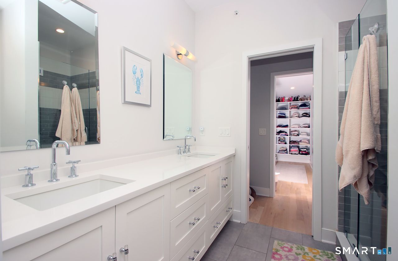 25 Beaumont Street Fairfield CT 06824