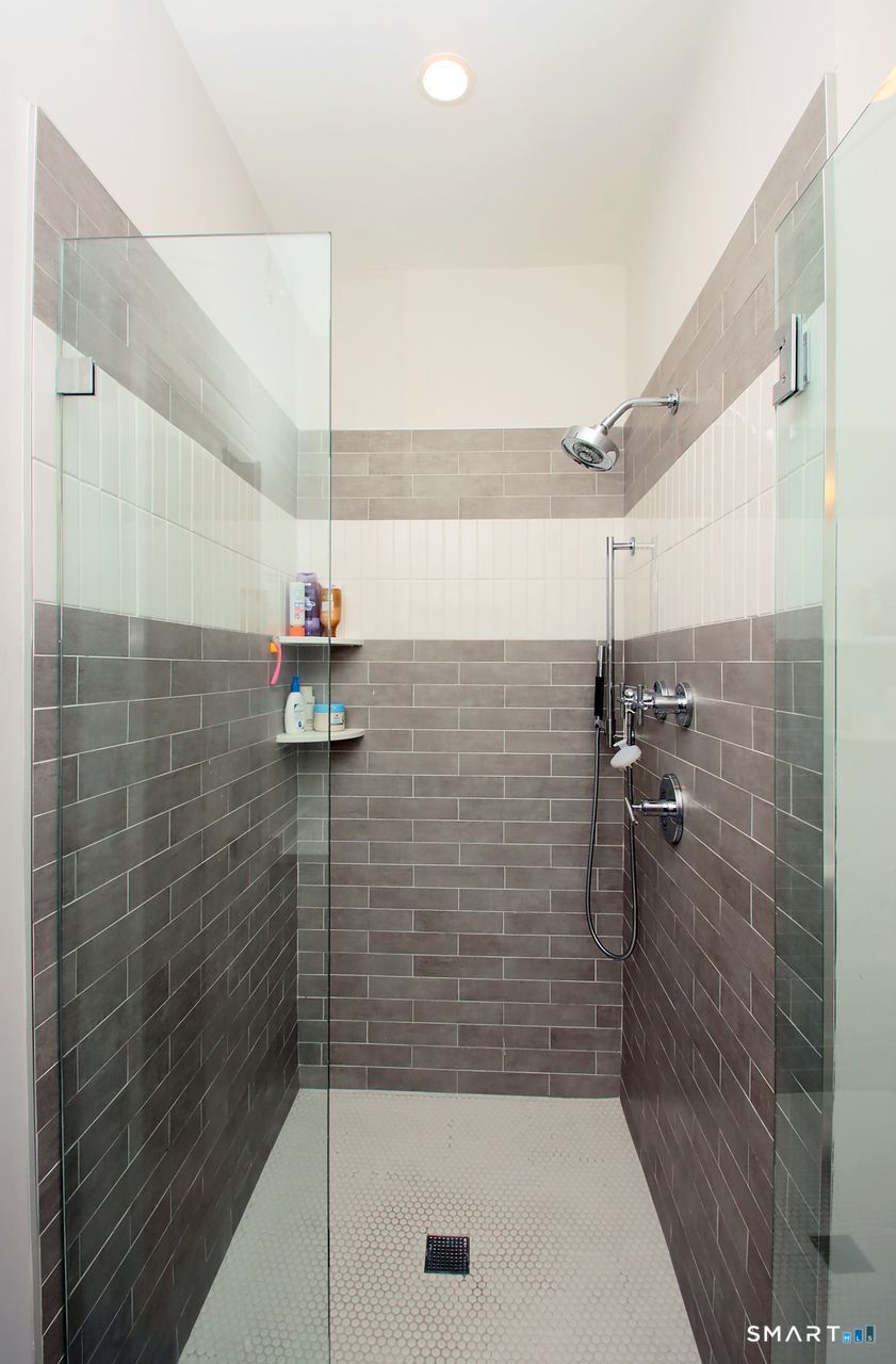 25 Beaumont Street Fairfield CT 06824