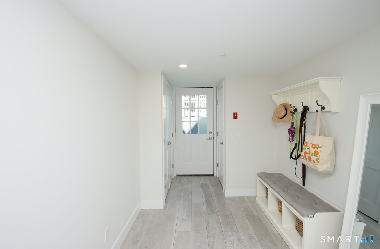 25 Beaumont Street Fairfield CT 06824
