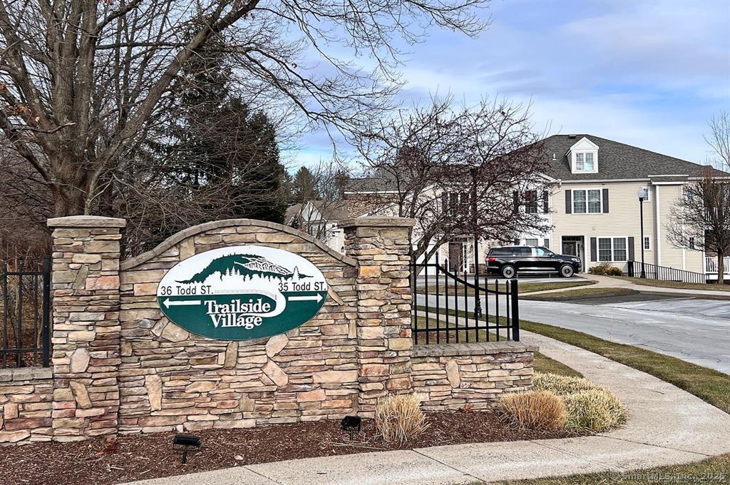 35 Todd Street Hamden CT 06518