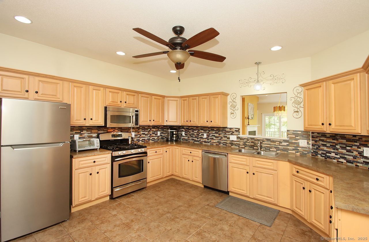 35 Todd Street Hamden CT 06518