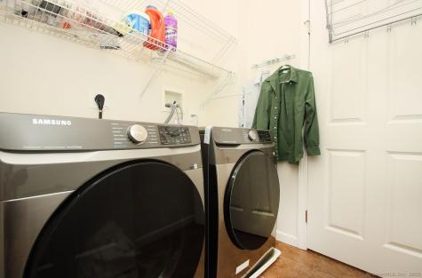 35 Todd Street Hamden CT 06518