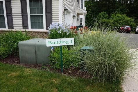 35 Todd Street Hamden CT 06518