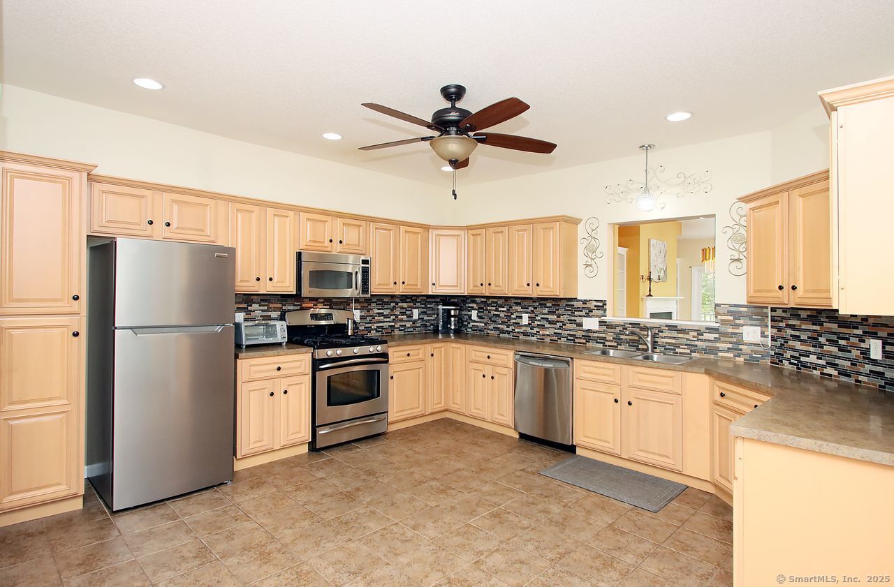 35 Todd Street Hamden CT 06518