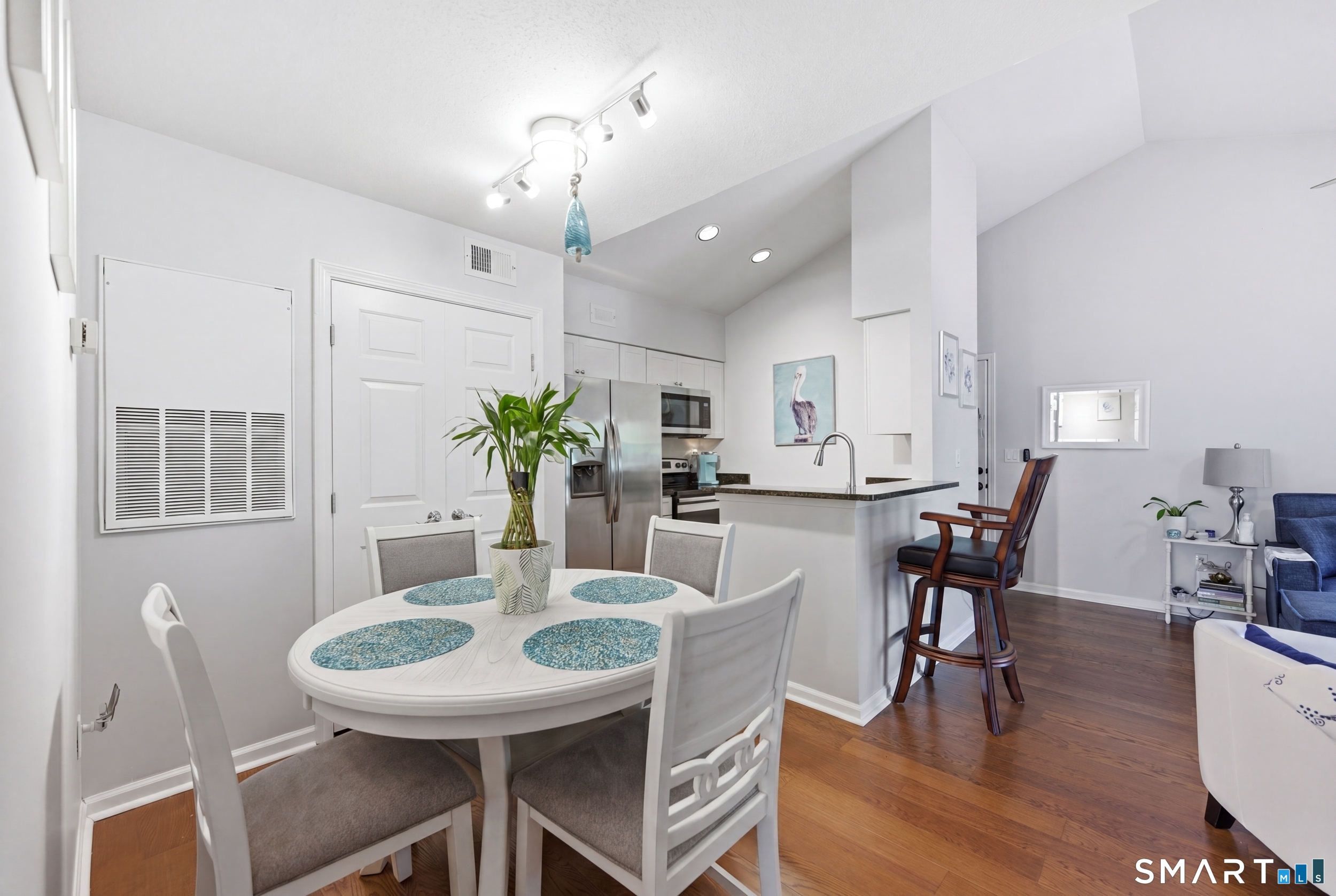 128 North Street Groton CT 06340