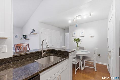 128 North Street Groton CT 06340