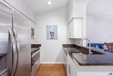 128 North Street Groton CT 06340