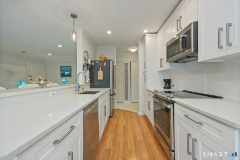195 Southport Woods Drive Fairfield CT 06890