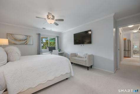 195 Southport Woods Drive Fairfield CT 06890