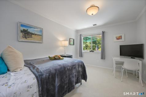 195 Southport Woods Drive Fairfield CT 06890