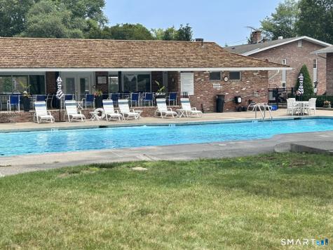 195 Southport Woods Drive Fairfield CT 06890