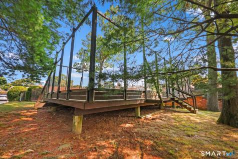 195 Southport Woods Drive Fairfield CT 06890
