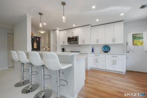 195 Southport Woods Drive Fairfield CT 06890