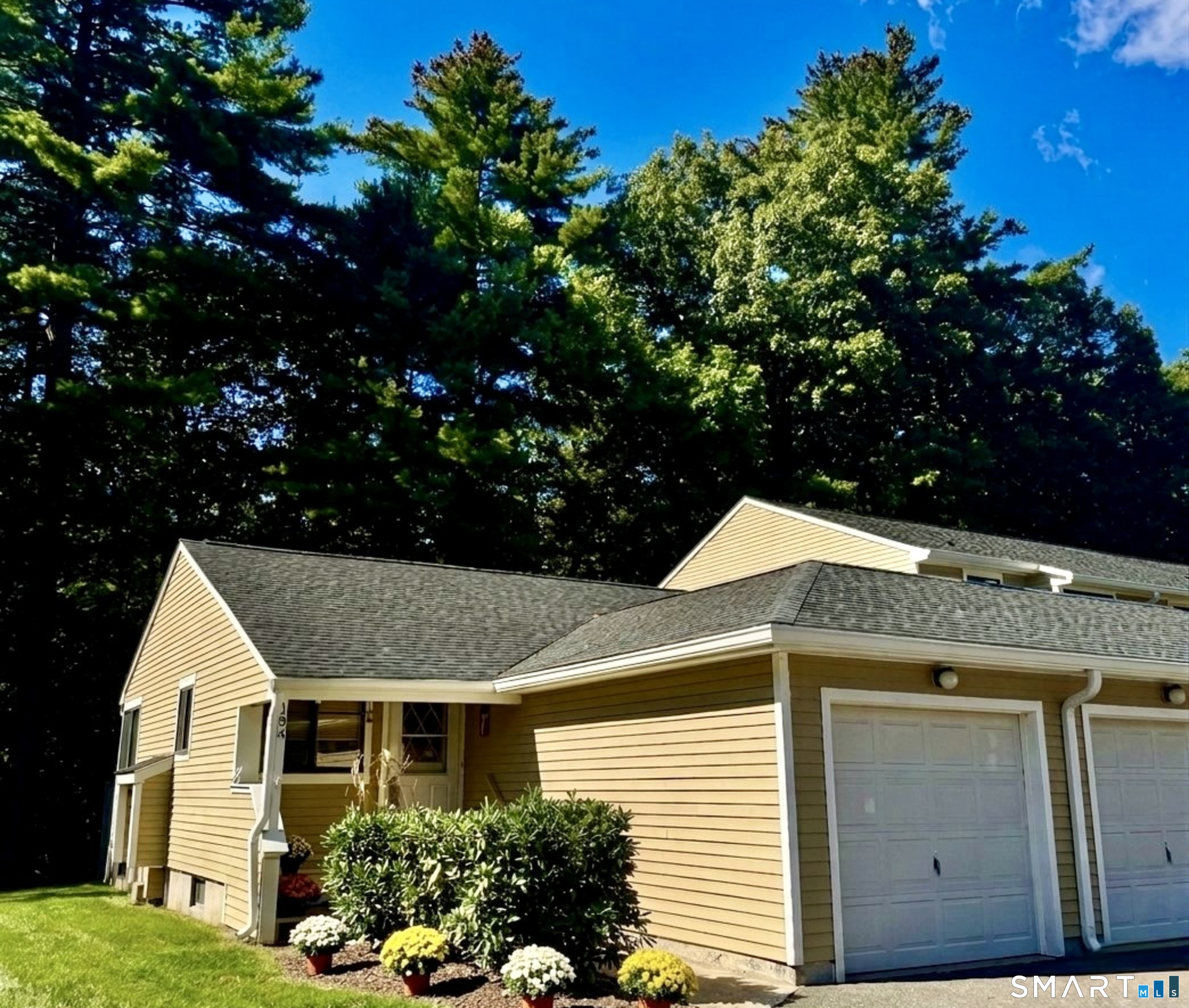 19 Wiggins Farm Drive Simsbury CT 06070