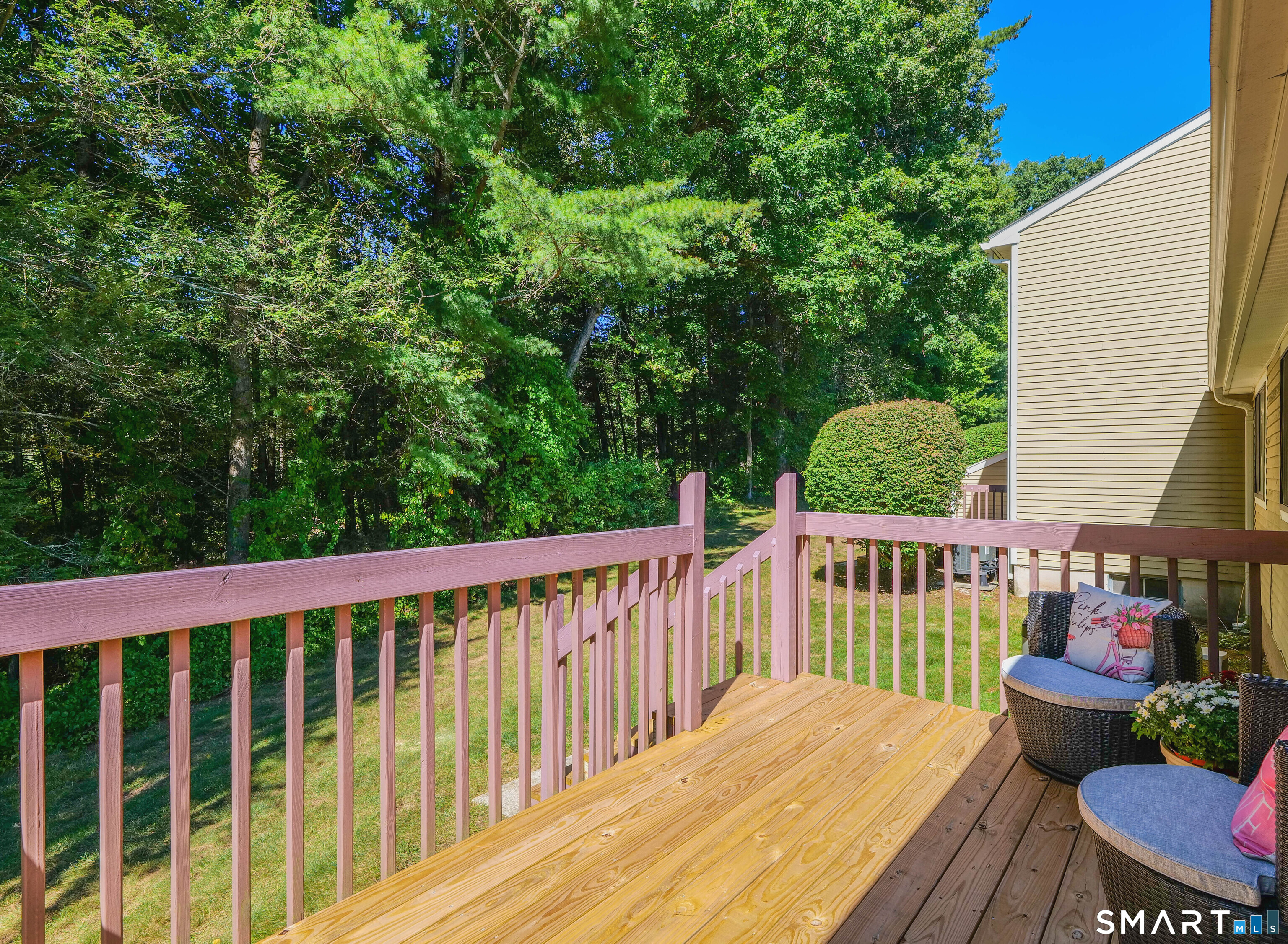 19 Wiggins Farm Drive Simsbury CT 06070