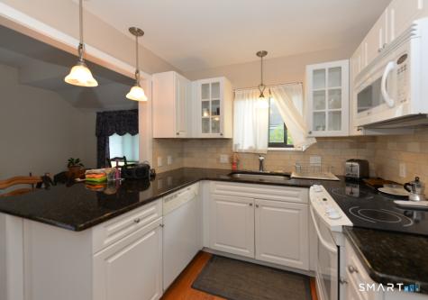 533 Heritage Village Southbury CT 06488