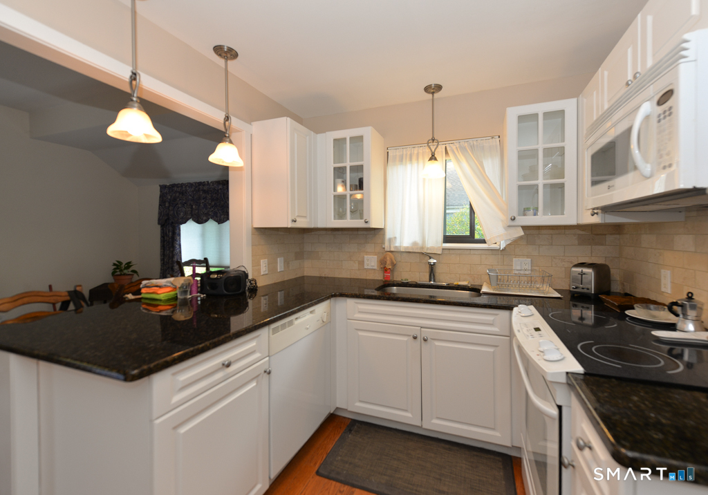 533 Heritage Village Southbury CT 06488