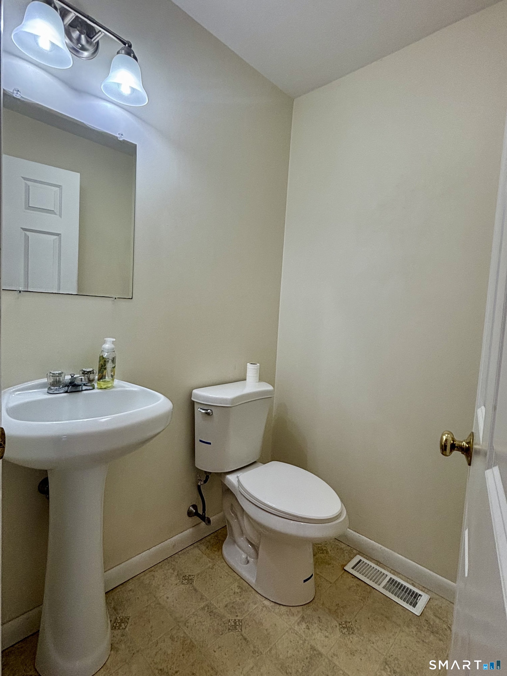14 Old Fitch Hill Road Montville CT 06382
