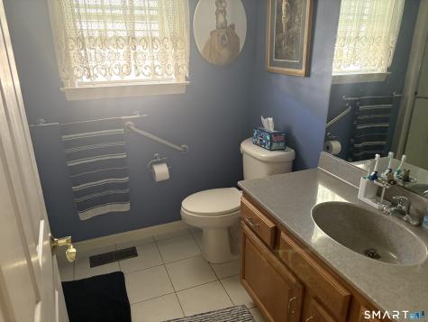 37 Ballymeade Lane Windsor CT 06095