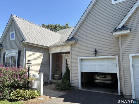 37 Ballymeade Lane Windsor CT 06095