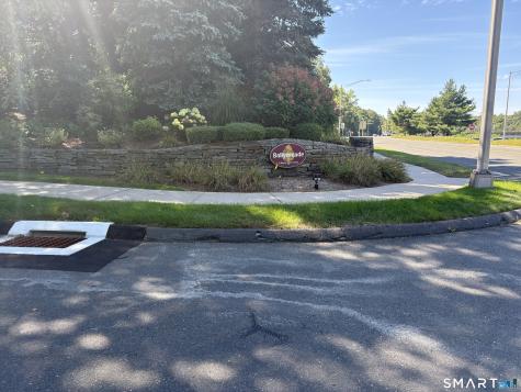 37 Ballymeade Lane Windsor CT 06095