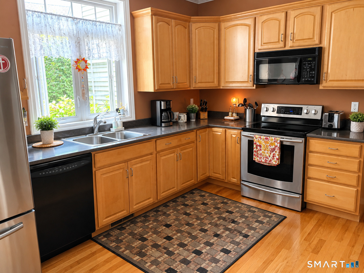 37 Ballymeade Lane Windsor CT 06095
