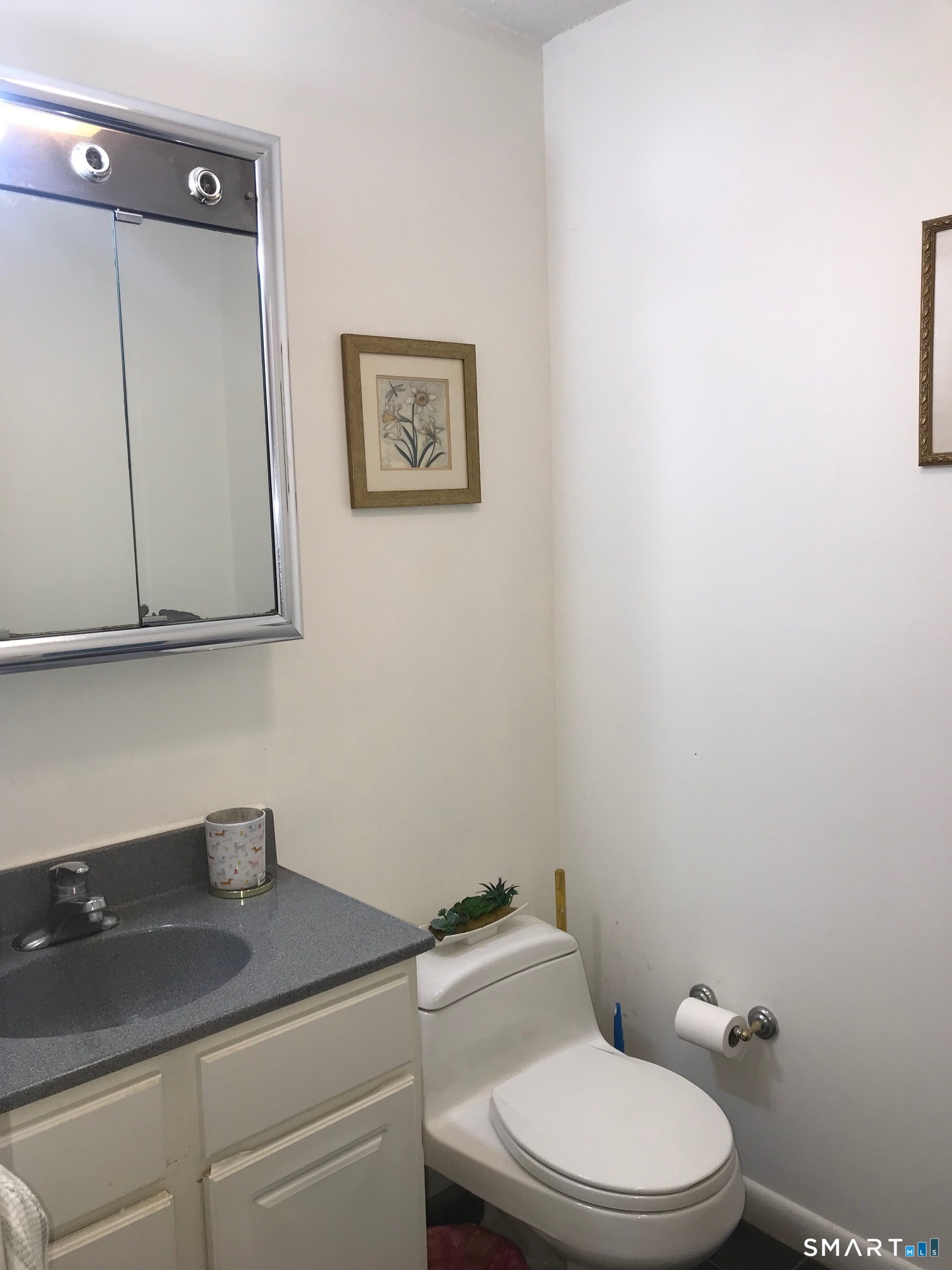 175 Mill Pond Road Hamden CT 06514