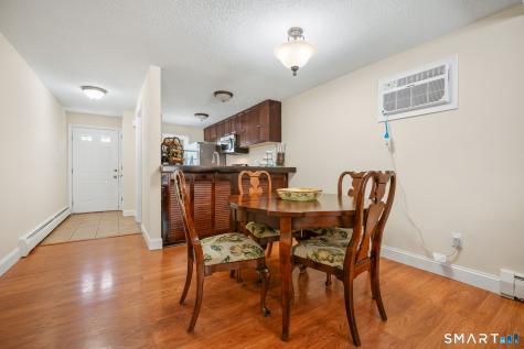 22 Pebble Court Newington CT 06111