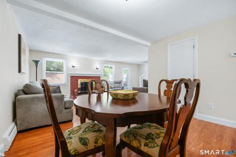 22 Pebble Court Newington CT 06111