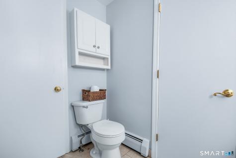 22 Pebble Court Newington CT 06111