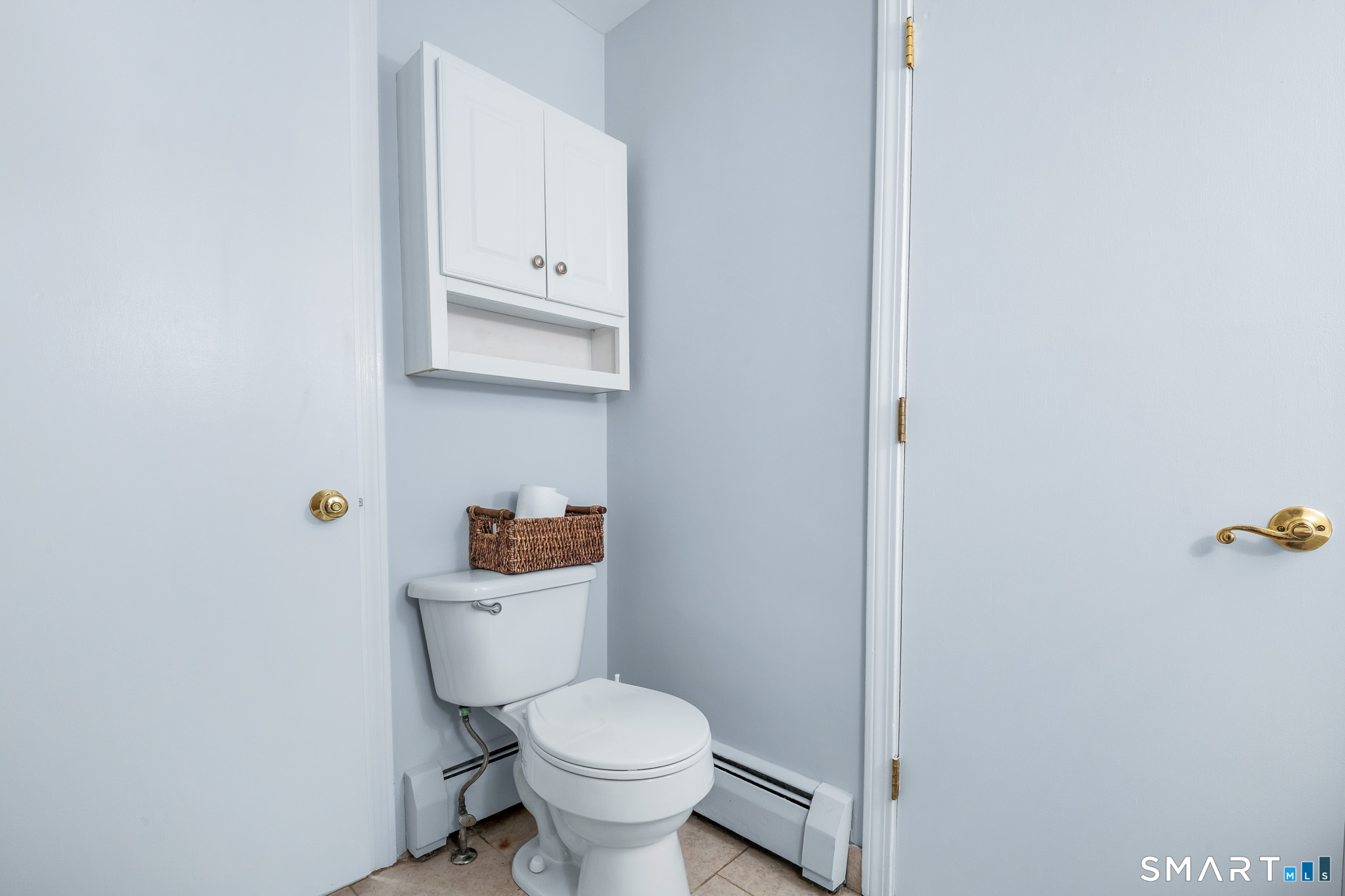22 Pebble Court Newington CT 06111