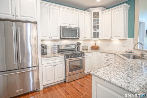 6 Lilac Lane Prospect CT 06712