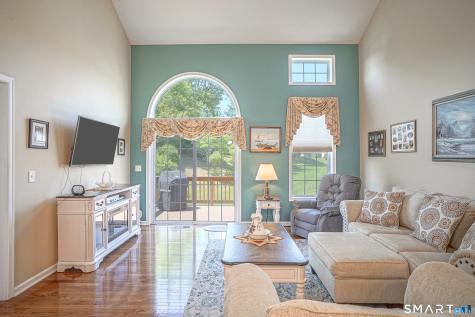6 Lilac Lane Prospect CT 06712