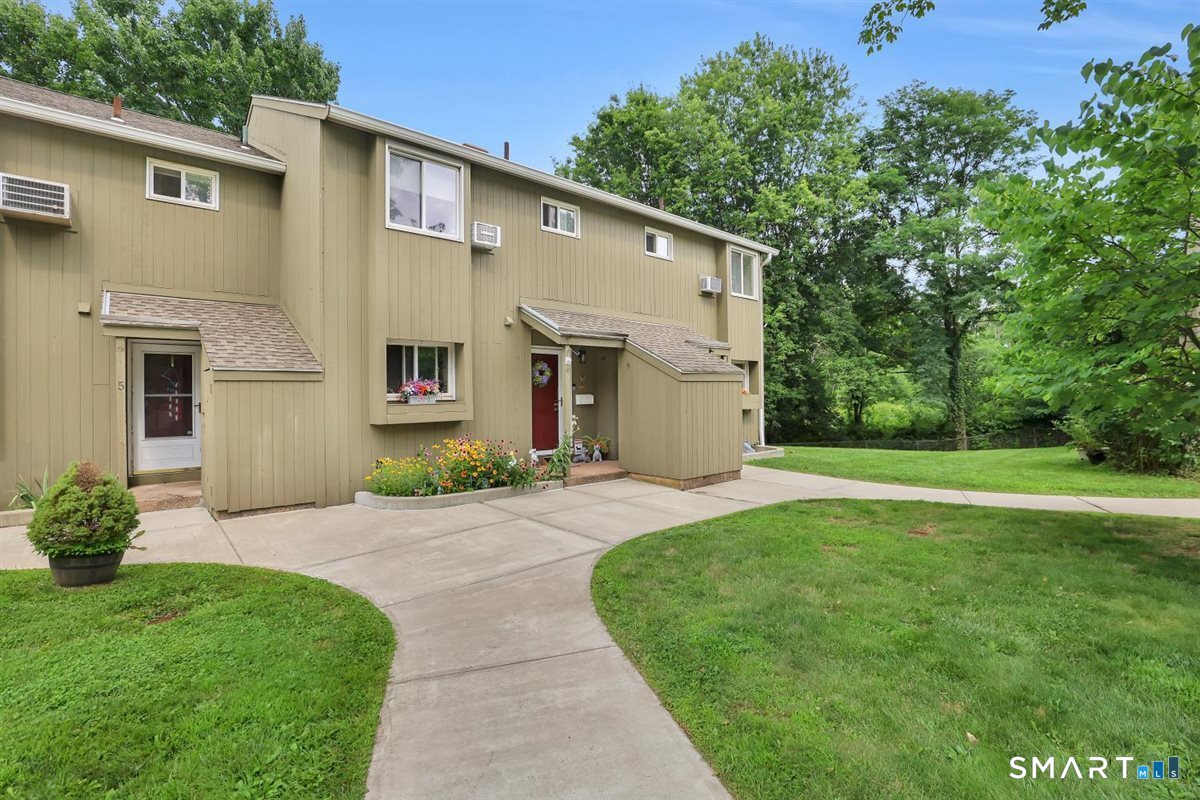 6 Mckenna Drive Middletown CT 06457