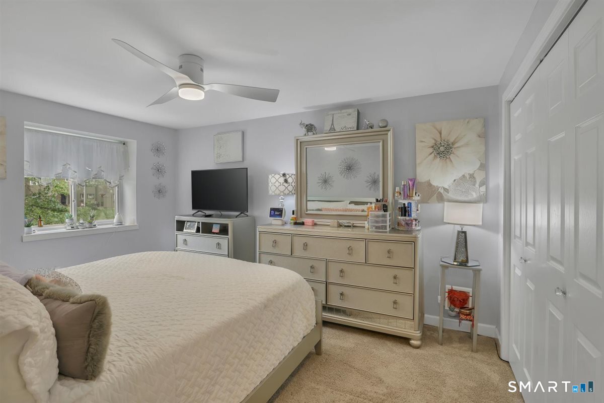 6 Mckenna Drive Middletown CT 06457