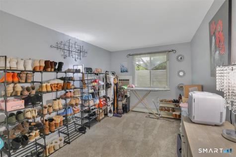 6 Mckenna Drive Middletown CT 06457
