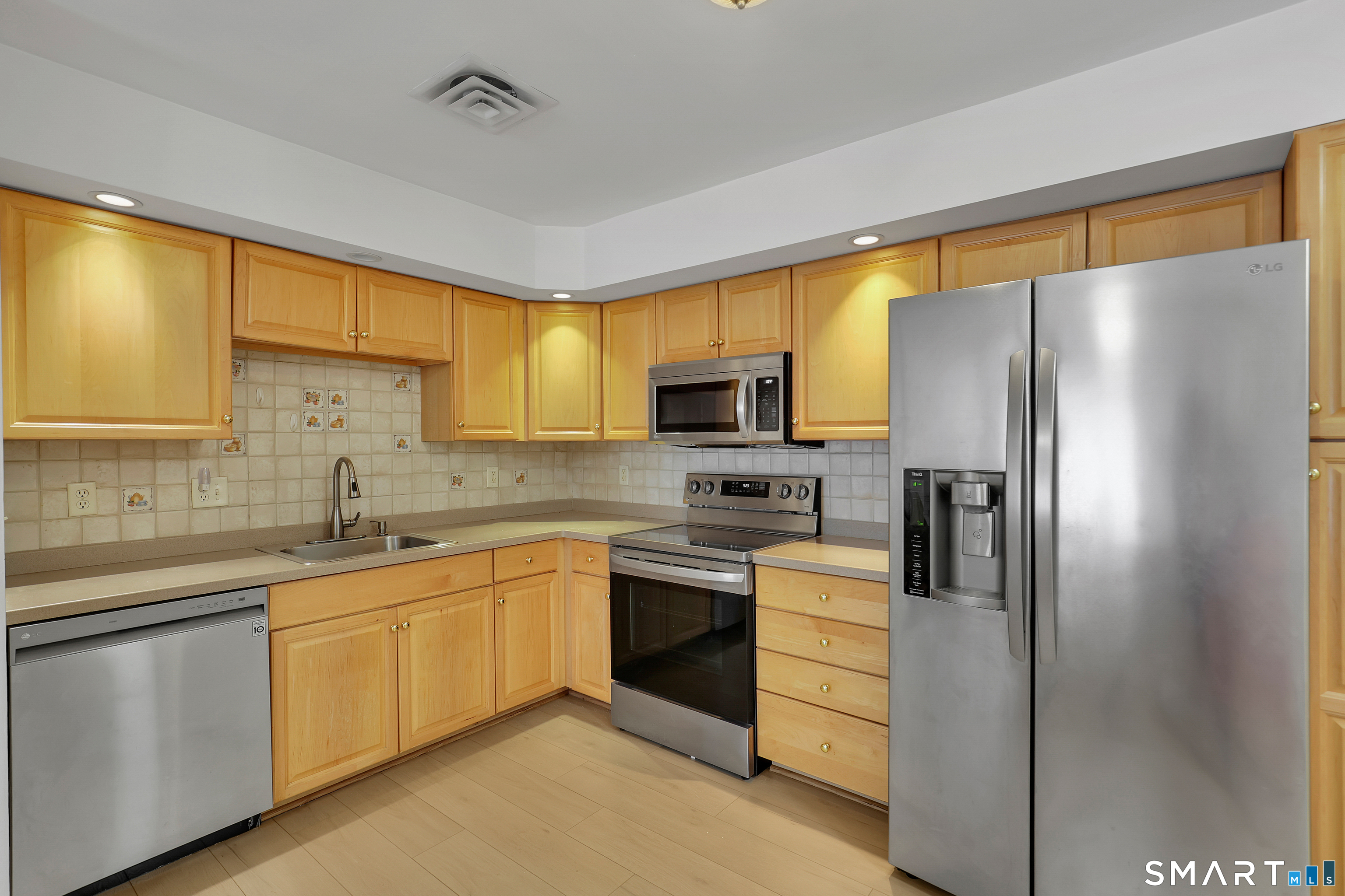 12215 Arganese Place Trumbull CT 06611