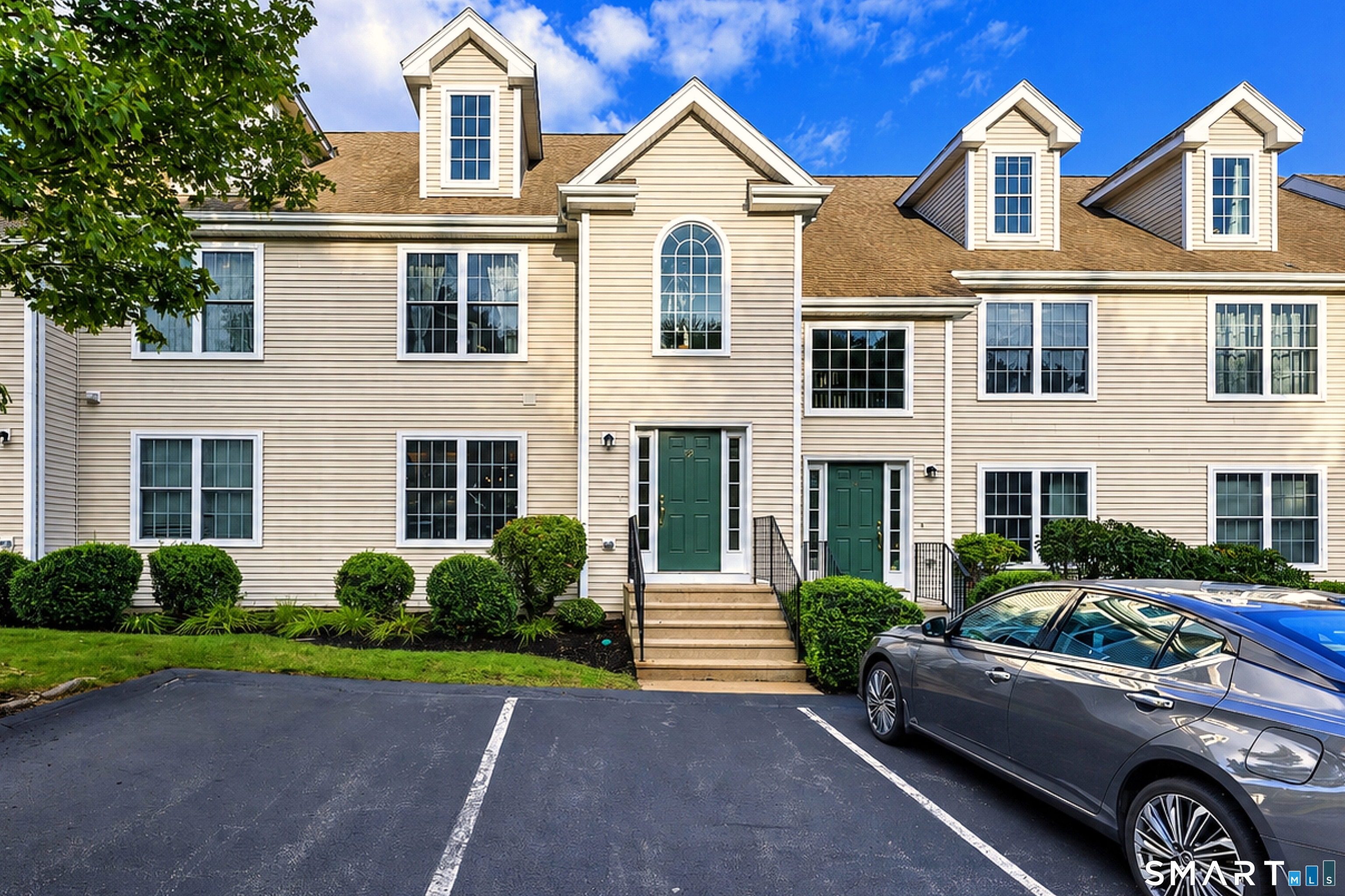 15 Freedom Way East Lyme CT 06357