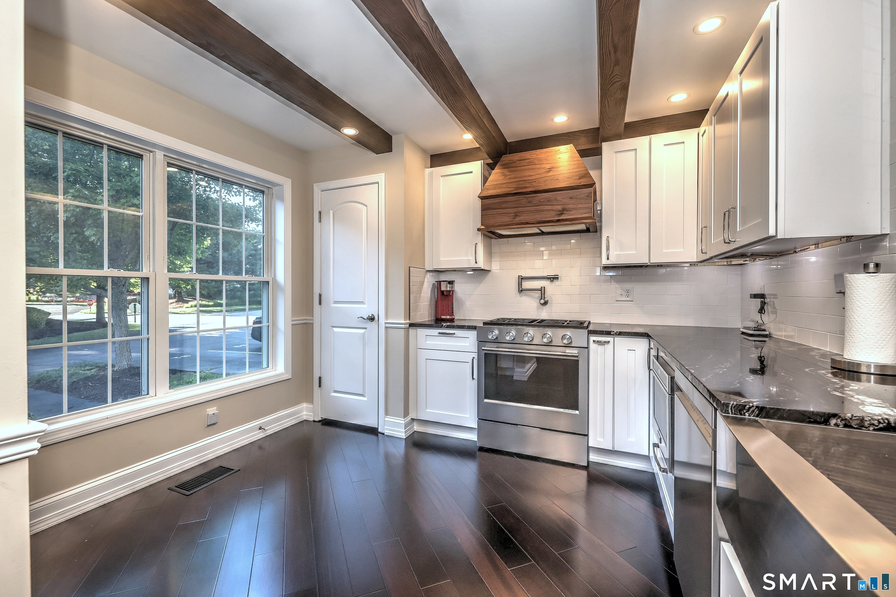 15 Freedom Way East Lyme CT 06357