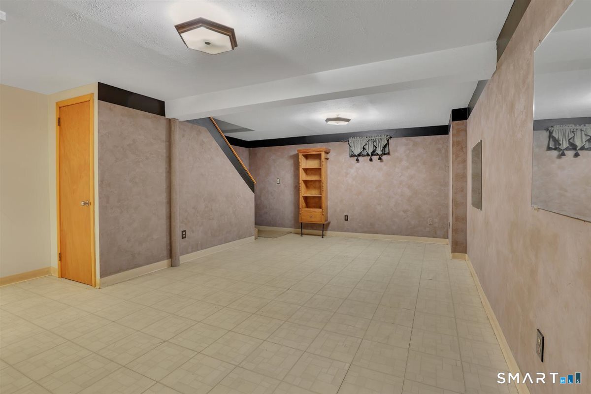 3 Saint Marc Circle South Windsor CT 06074