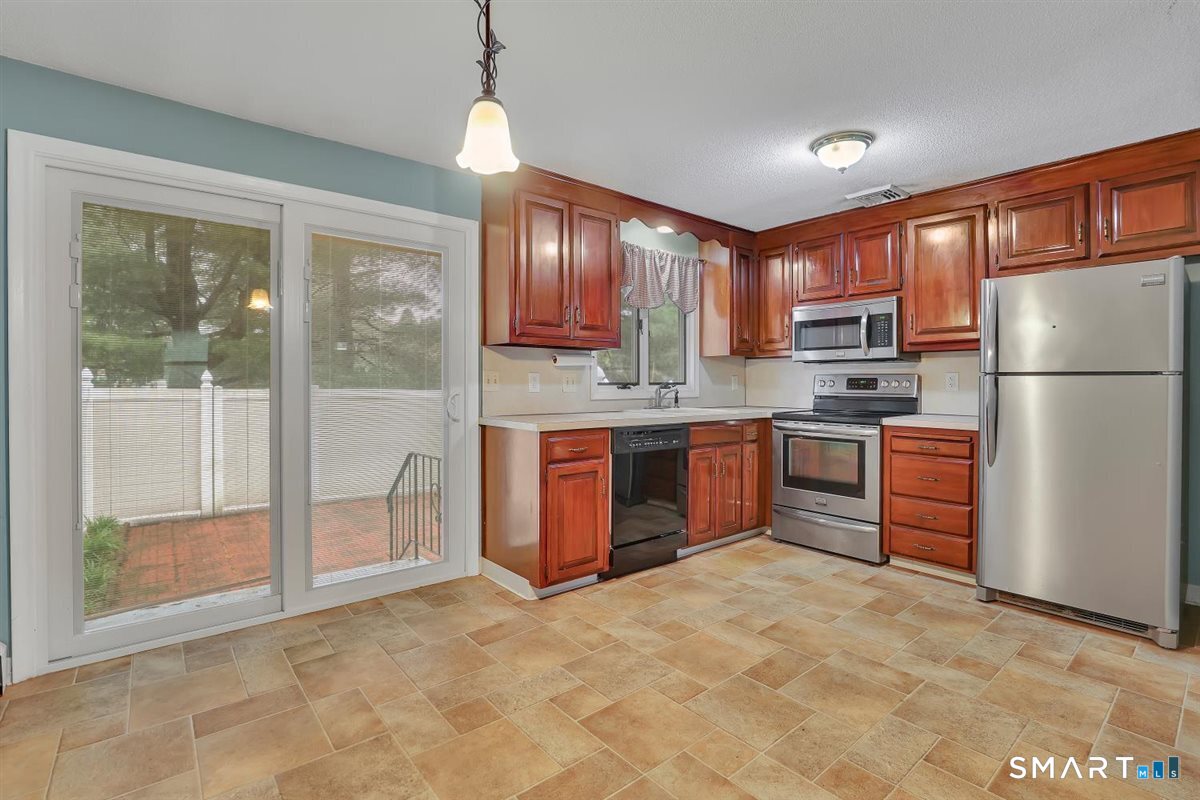 3 Saint Marc Circle South Windsor CT 06074