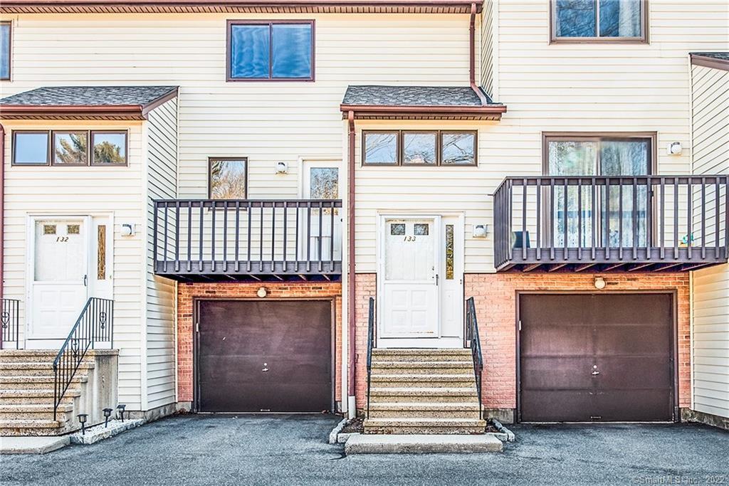 133 Oak Forest Drive Manchester CT 06042