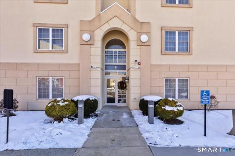 75 Washington Avenue Hamden CT 06518