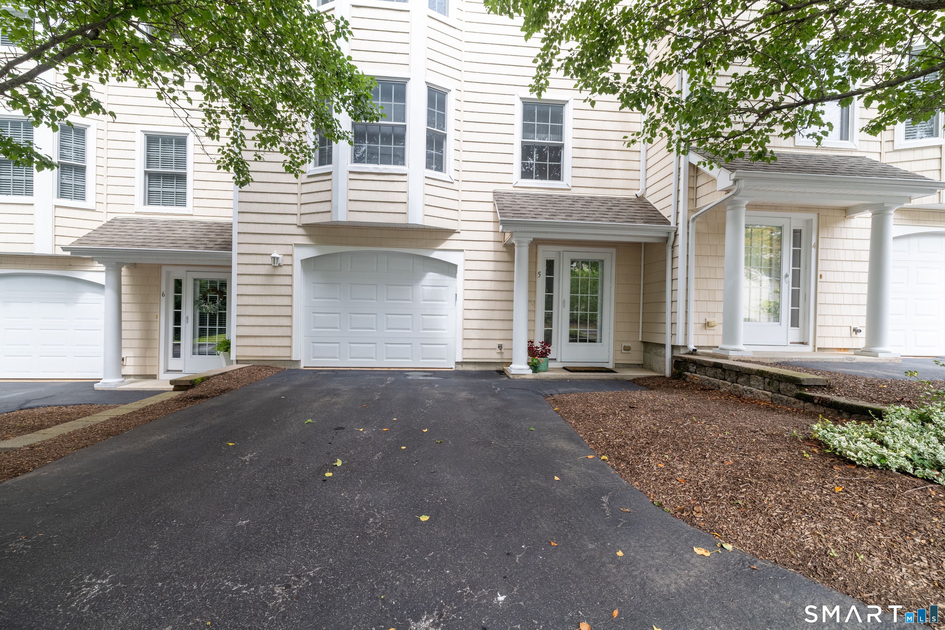 5 Parkwoods Drive Norwich CT 06360