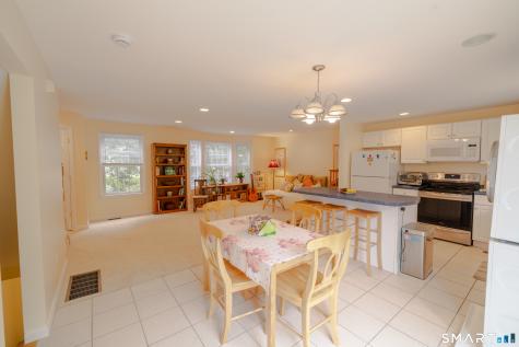 5 Parkwoods Drive Norwich CT 06360