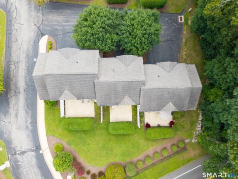 5 Parkwoods Drive Norwich CT 06360