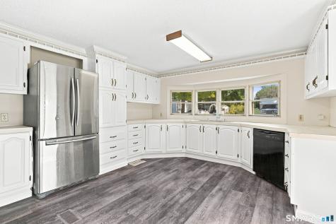 690 Jones Hill Road West Haven CT 06516