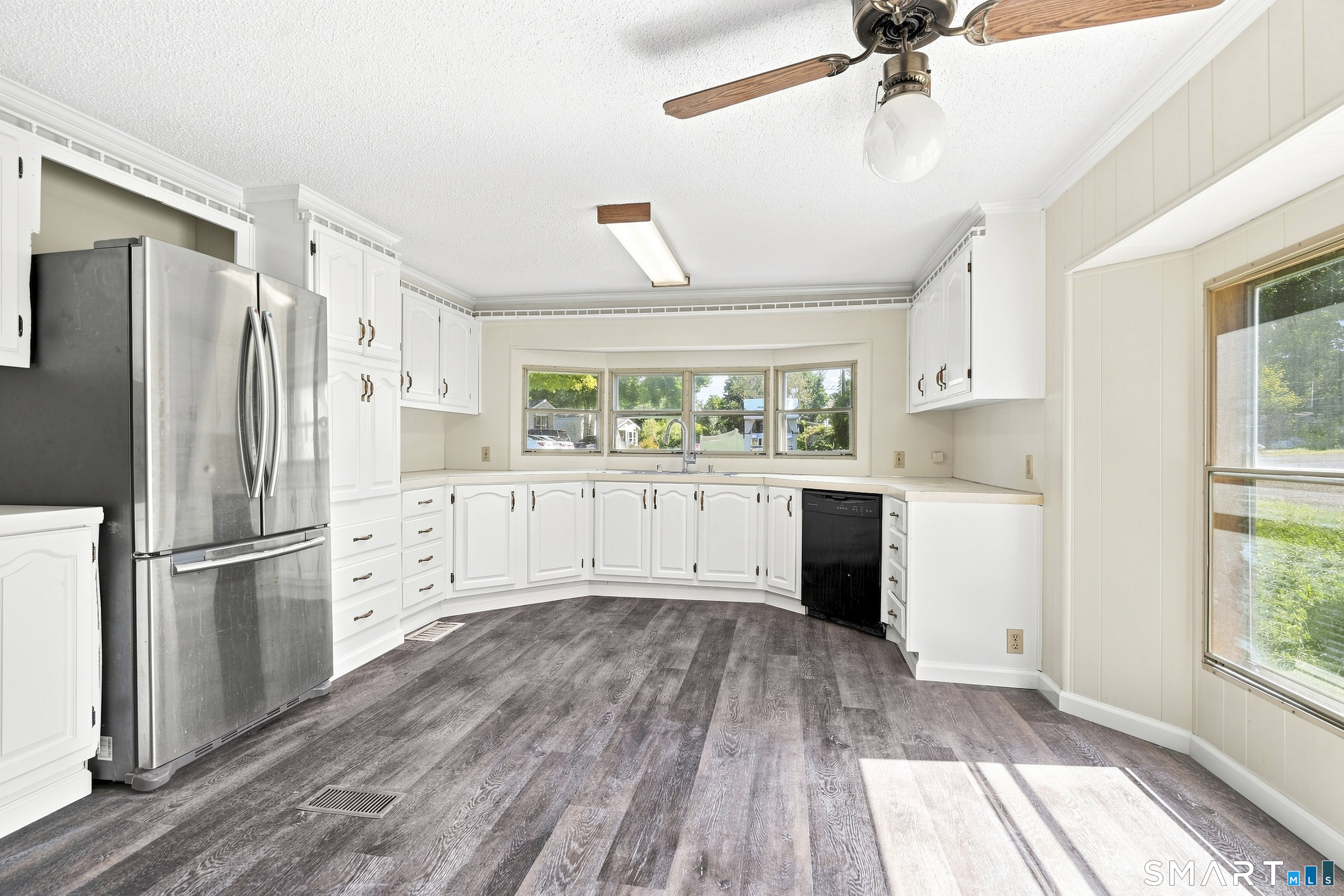 690 Jones Hill Road West Haven CT 06516