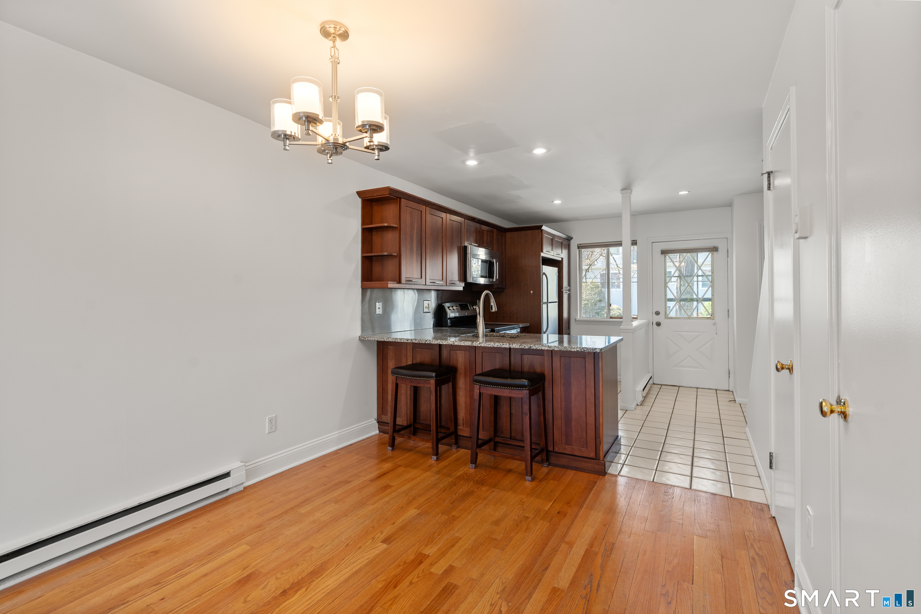 48 Dean Street Stamford CT 06902